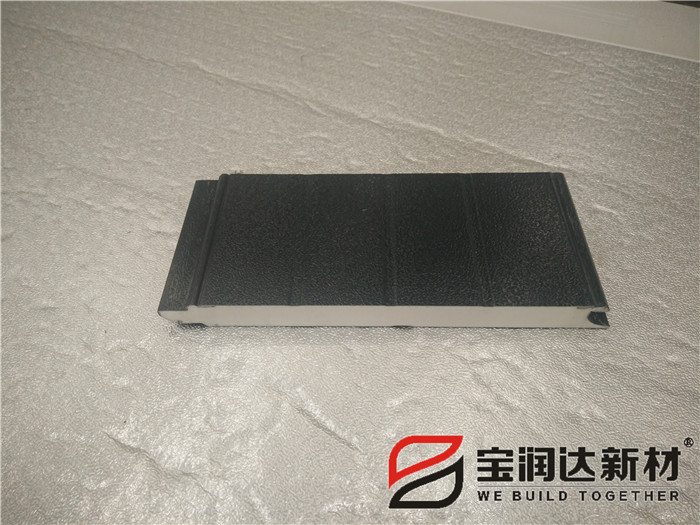 寶潤達(dá)聚氨酯浮雕車庫門門板