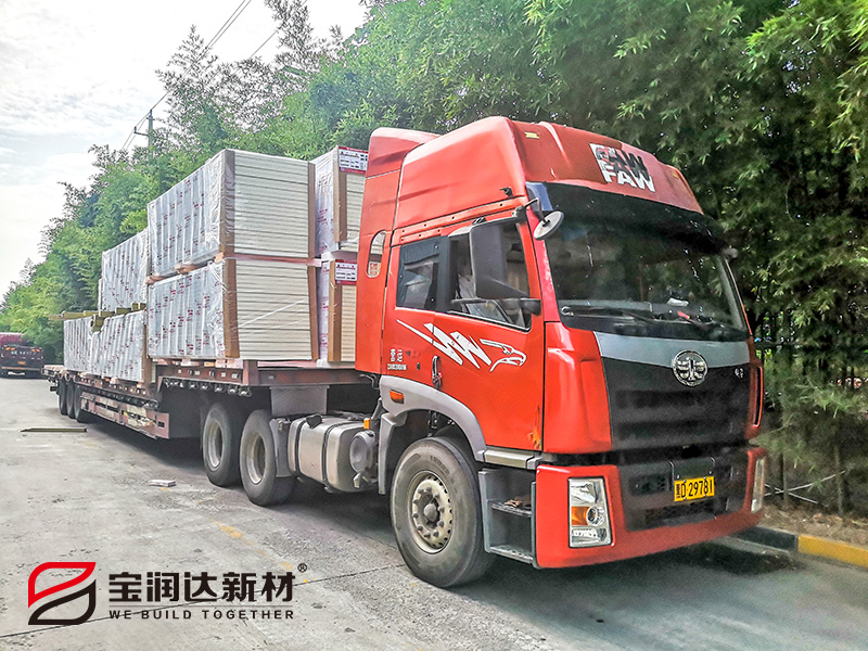 50mm聚氨酯夾芯板發(fā)貨河北