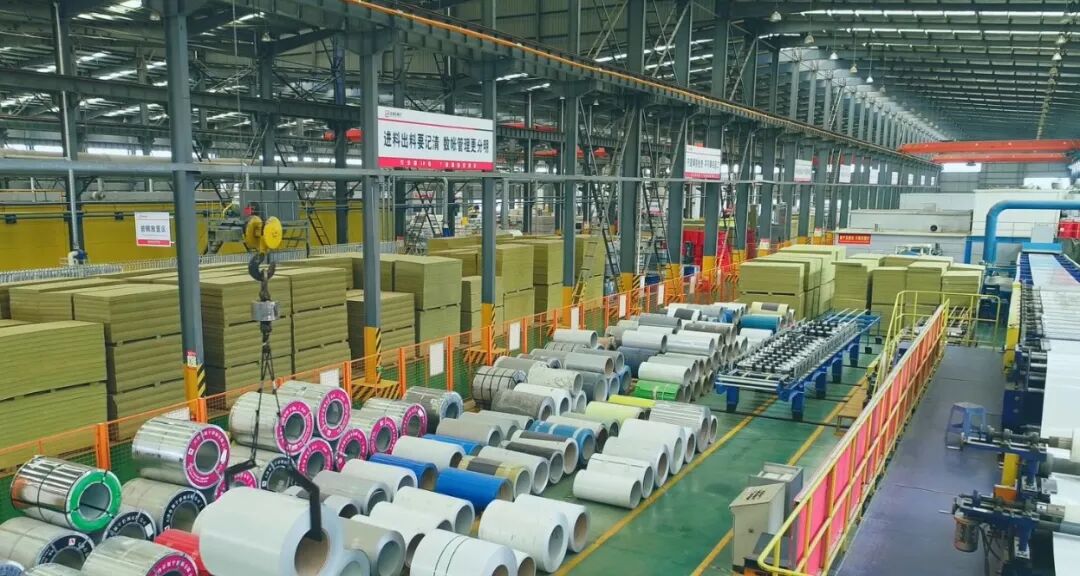 寶潤達(dá)聚氨酯封邊巖棉板 寶潤達(dá)聚氨酯封邊巖棉板