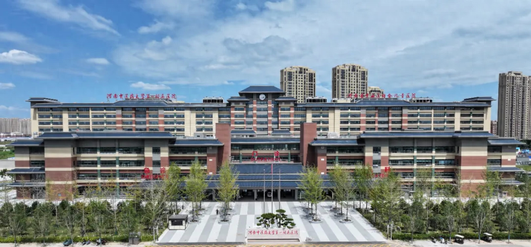 寶潤(rùn)達(dá)外墻板